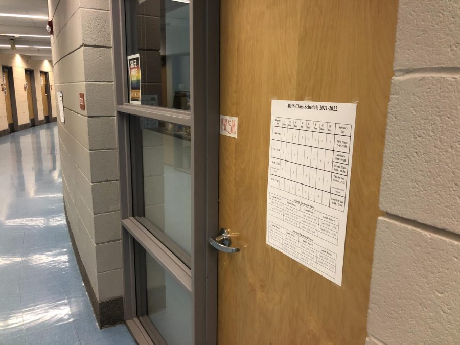 Photo of block schedule poster on DHS classroom door