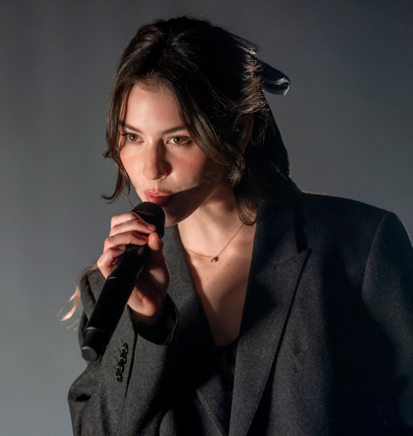 Gracie Abrams' "Blowing Smoke": A Deeper Dive Into The Lyrics - cmgevlq